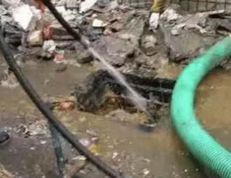 北关通下水道的小妙招